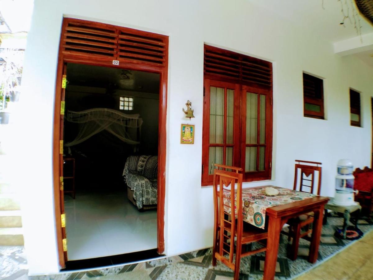 Madiha Guest Hotel Matara Luaran gambar